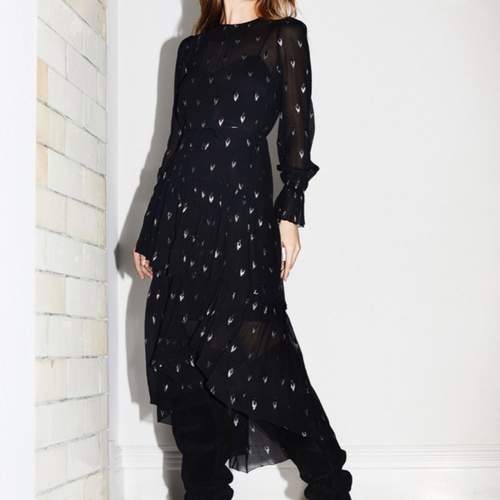 Midi dress with long sleeves